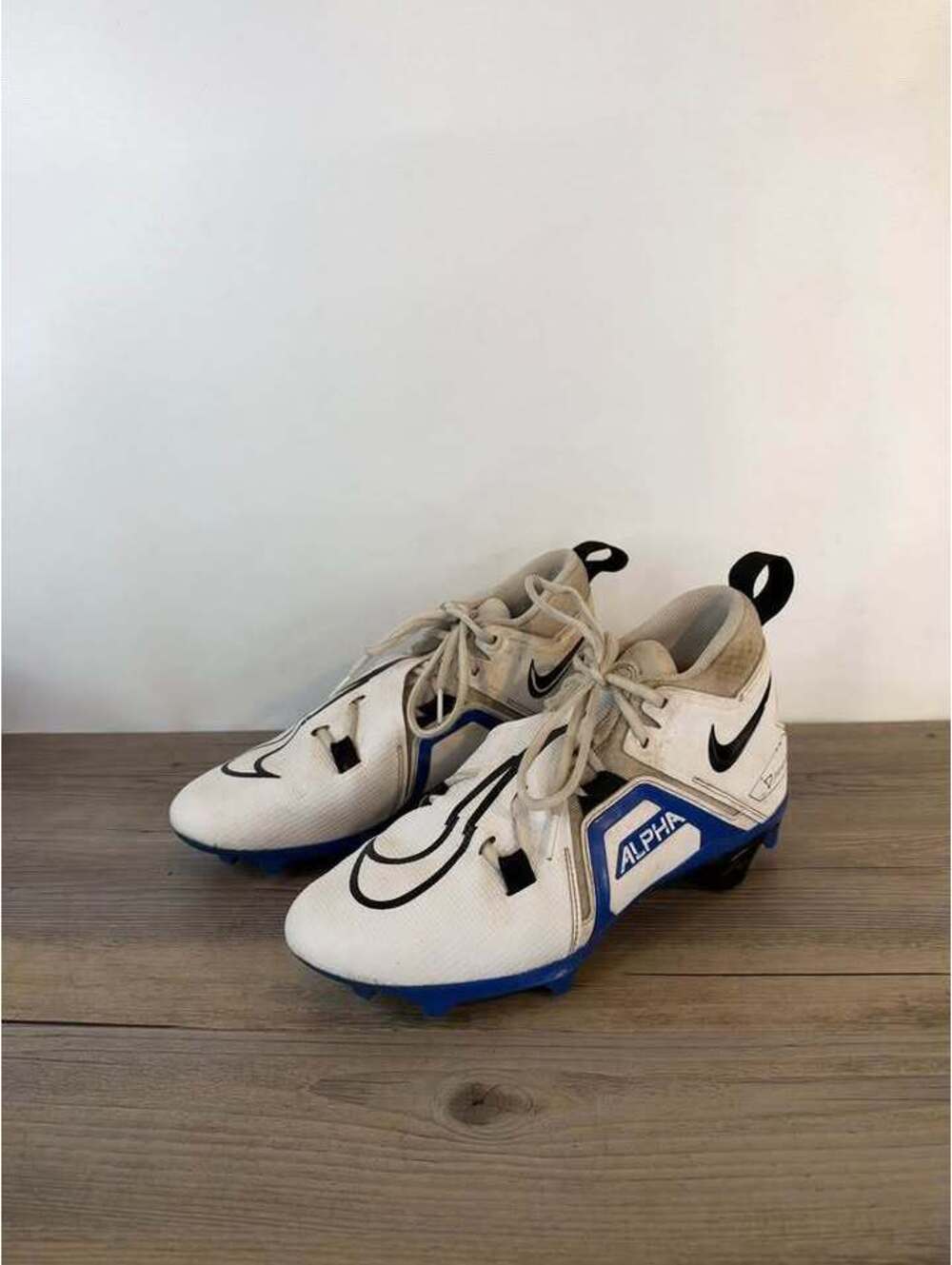 Nike Alpha Menace Pro 3 Football Cleats Size 8.5 White Royal Blue CT6649-101